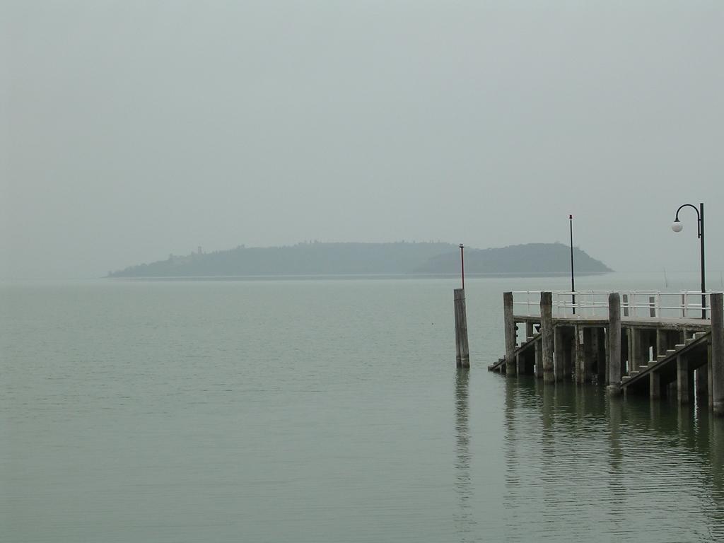 Casa Vacanze Del Pescatore Apartamento Passignano sul Trasimeno Exterior foto